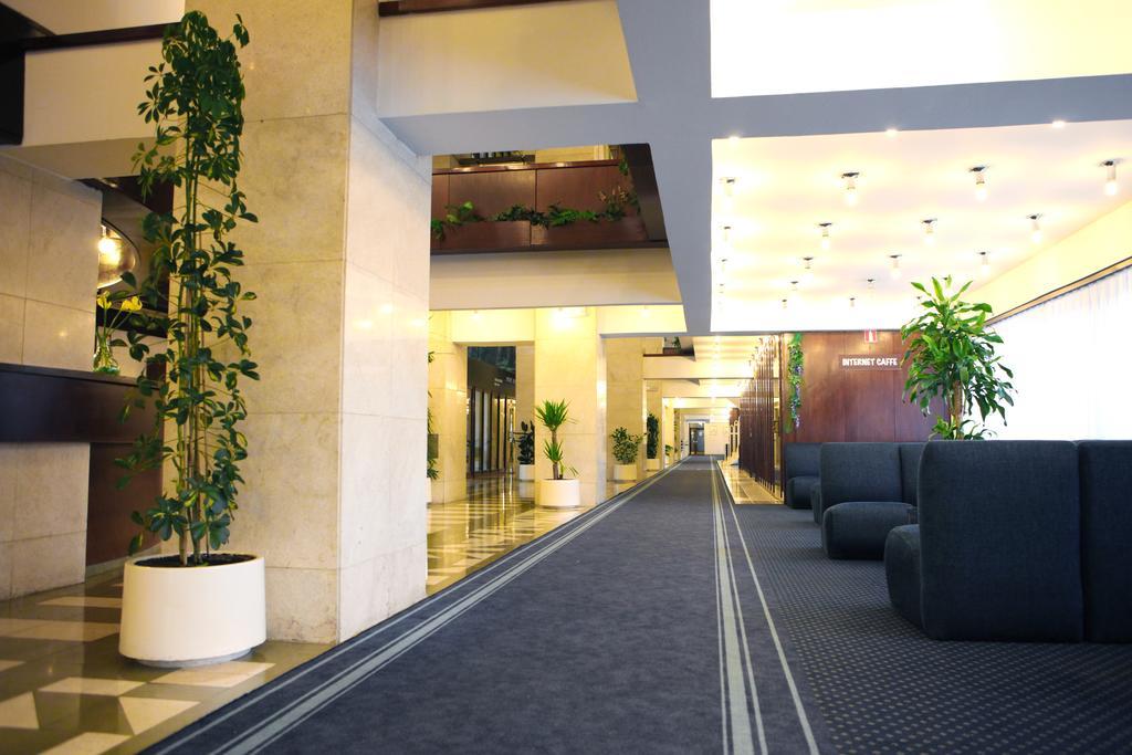 Novi Hotel
